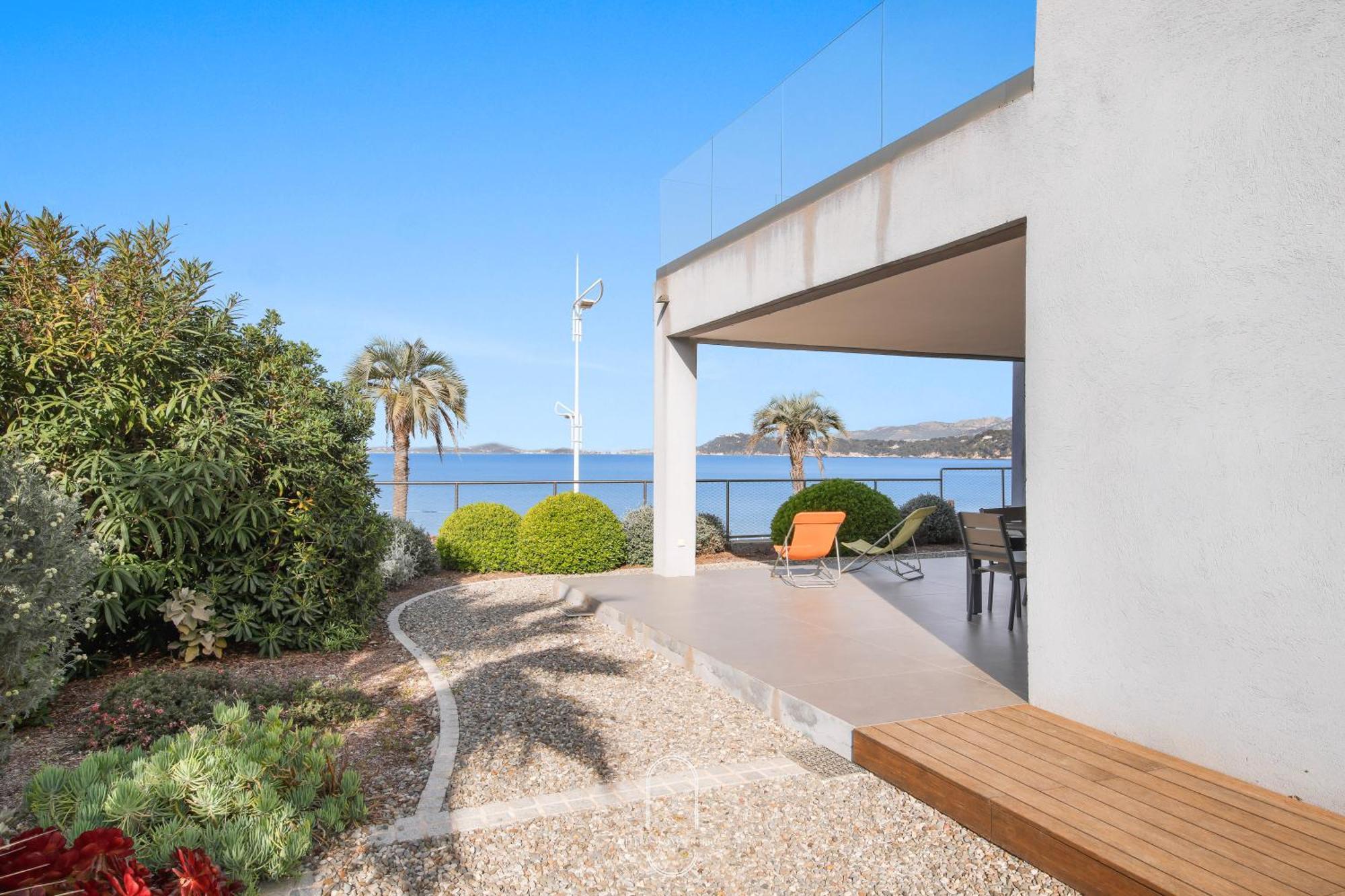 Villa Antoine Appartement Rdj Vue Mer Clim Wifi Parking Plage 50M La Garonne Le Pradet Ngoại thất bức ảnh