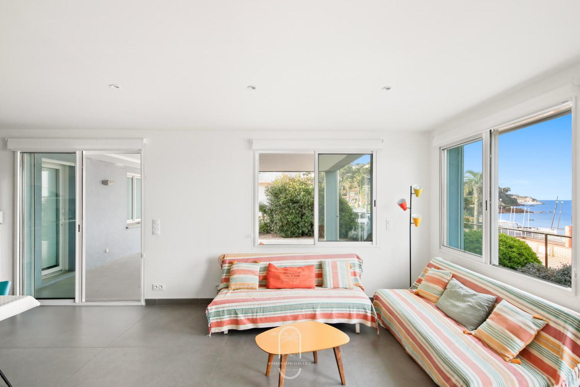 Villa Antoine Appartement Rdj Vue Mer Clim Wifi Parking Plage 50M La Garonne Le Pradet Ngoại thất bức ảnh