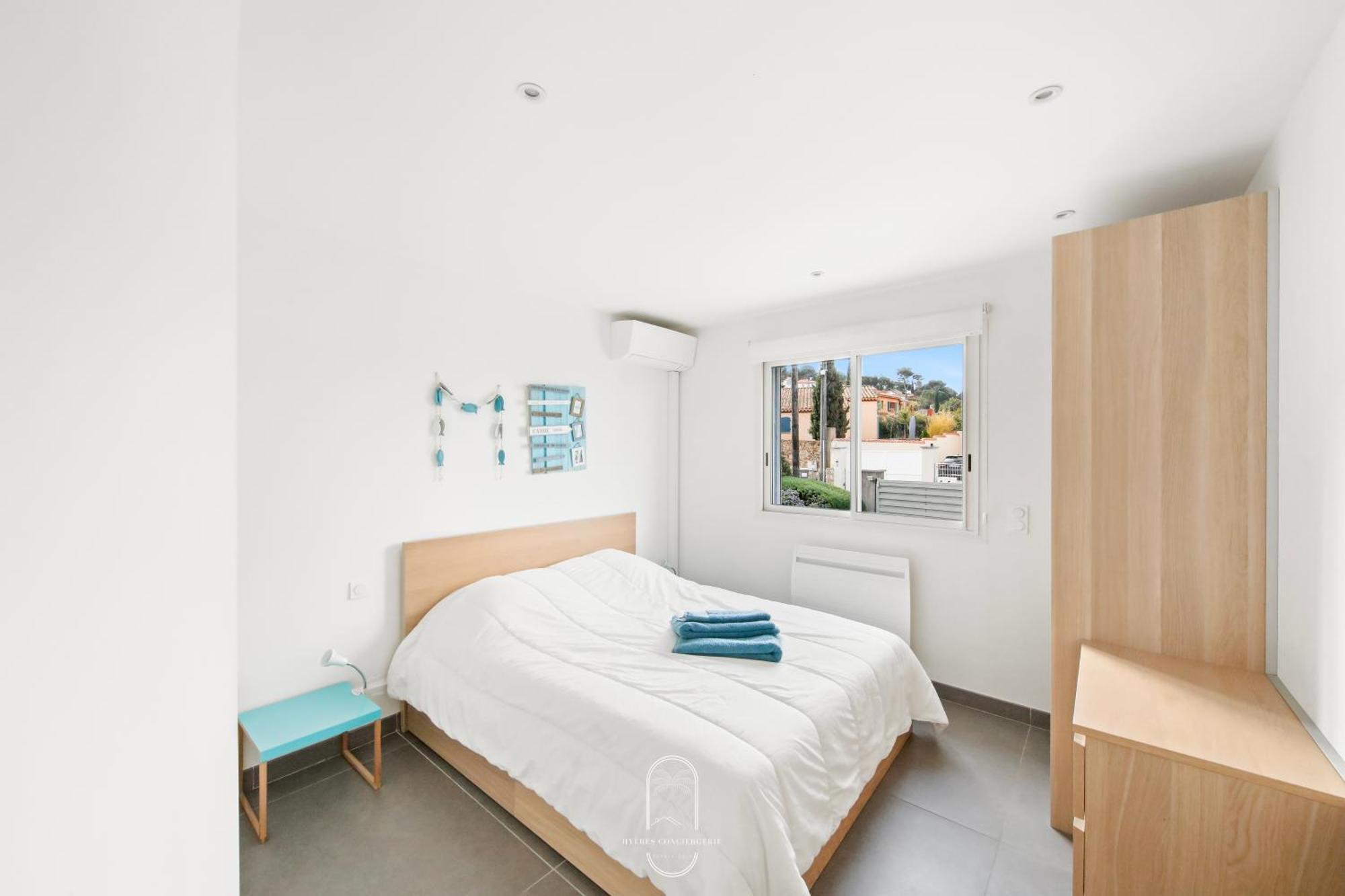 Villa Antoine Appartement Rdj Vue Mer Clim Wifi Parking Plage 50M La Garonne Le Pradet Ngoại thất bức ảnh